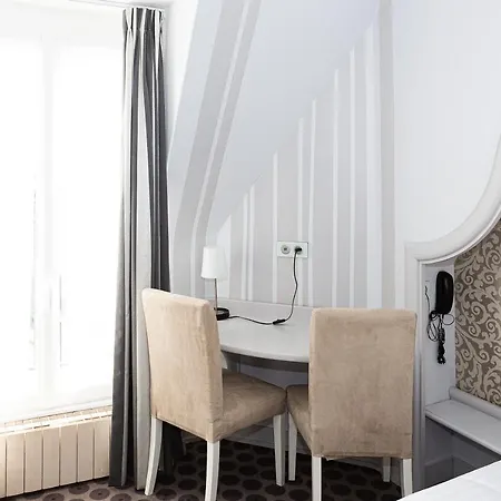 Bonaparte Hotel 3*