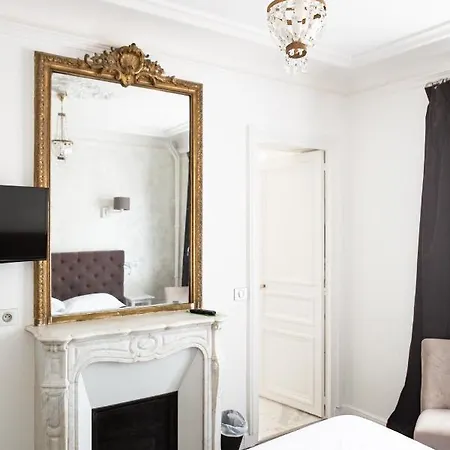 Bonaparte Otel 3*